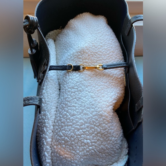 Tory Burch McGraw Tote - Black / Royal Navy - Picture 13 of 16